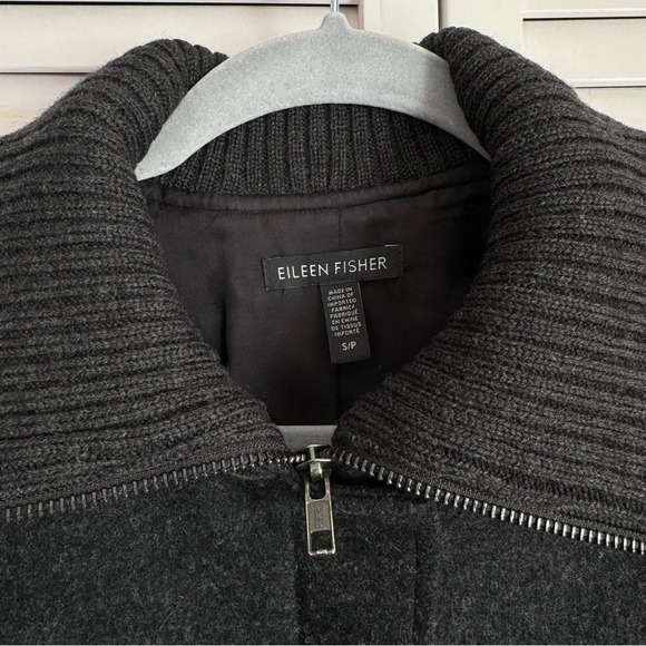 Eileen Fisher Women’s Wool Charcoal Jacket Sweater Ribbed Sleeves Size Small - Picture 4 of 10